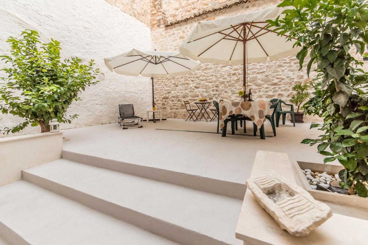Carlentini House B&B Comiso Esterno foto